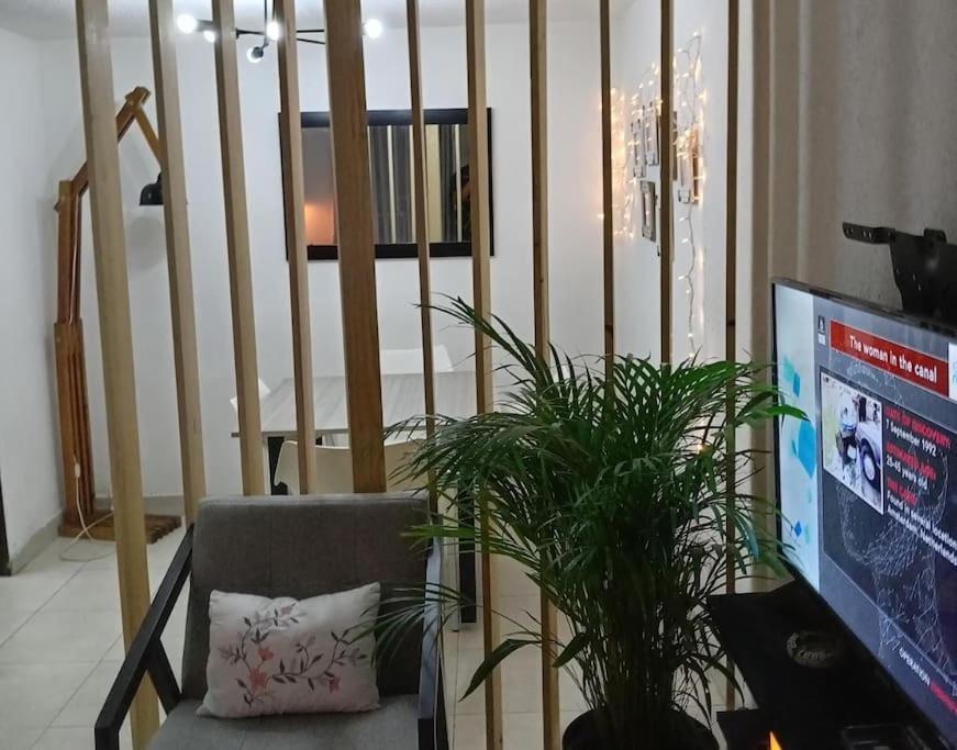Departamento Cerca Del Aeropuerto/ Buena Ubicacion Apartamento *